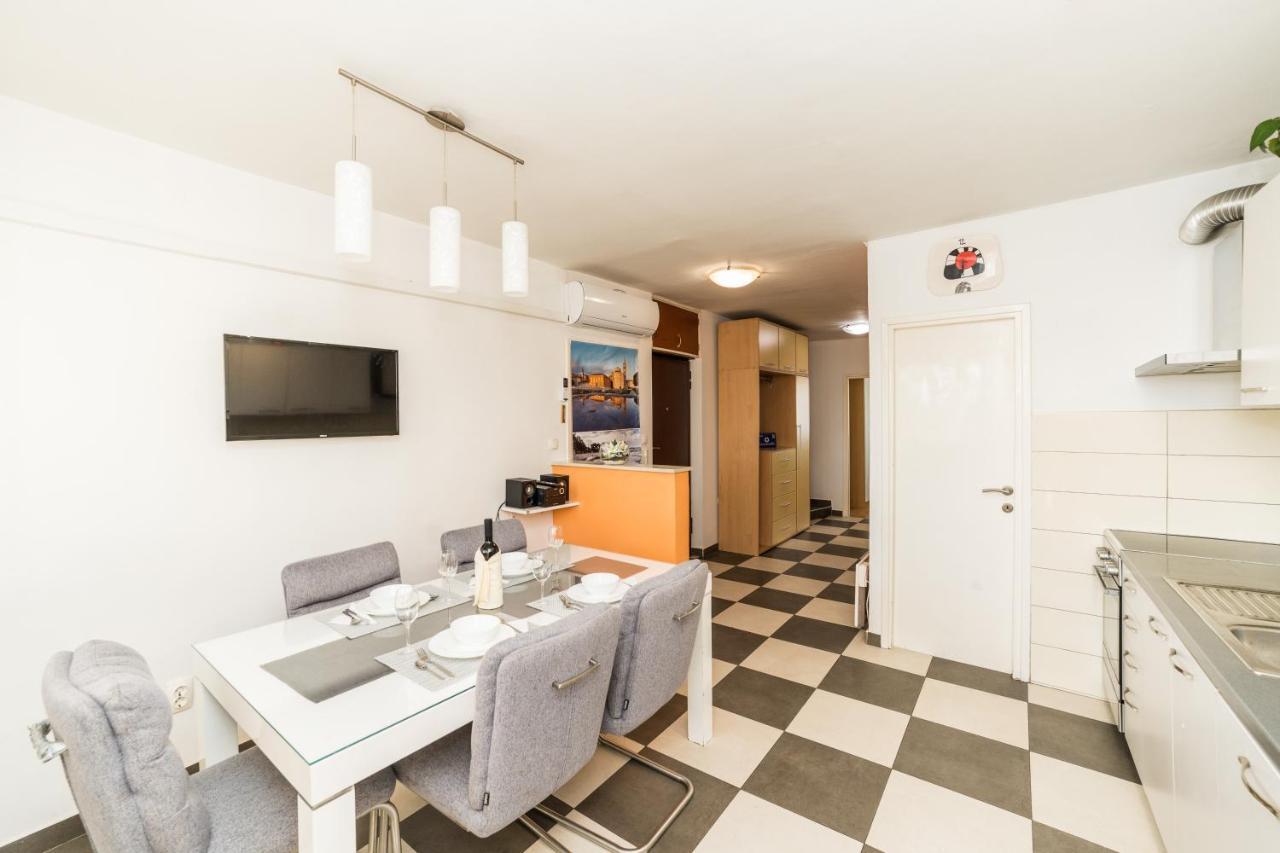 Apartment Mihaela Zadar Extérieur photo